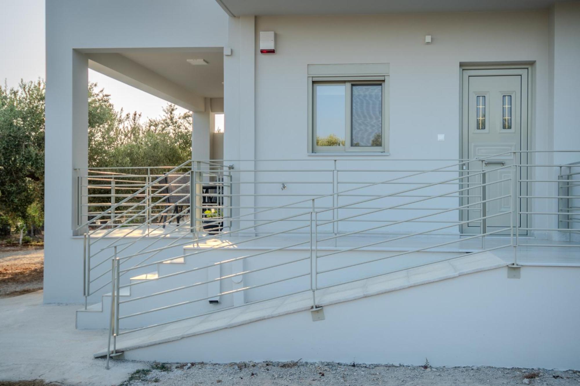 Alonakia Home Suites Filiatra Exterior photo